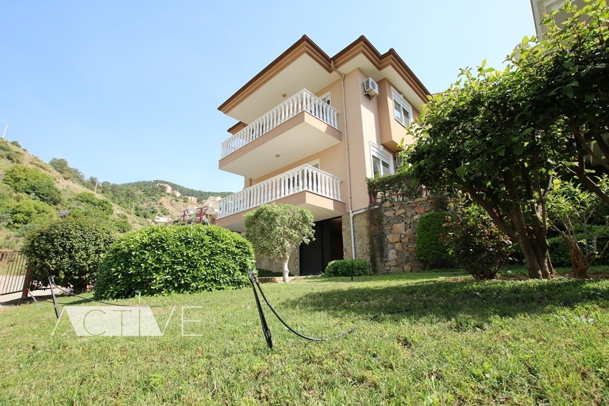 Villa 150qm mit Meerblick in Gazipasa, 3 Schlafzimmer, 3 Bäder, Pool, Dachterrasse, 3 Etagen