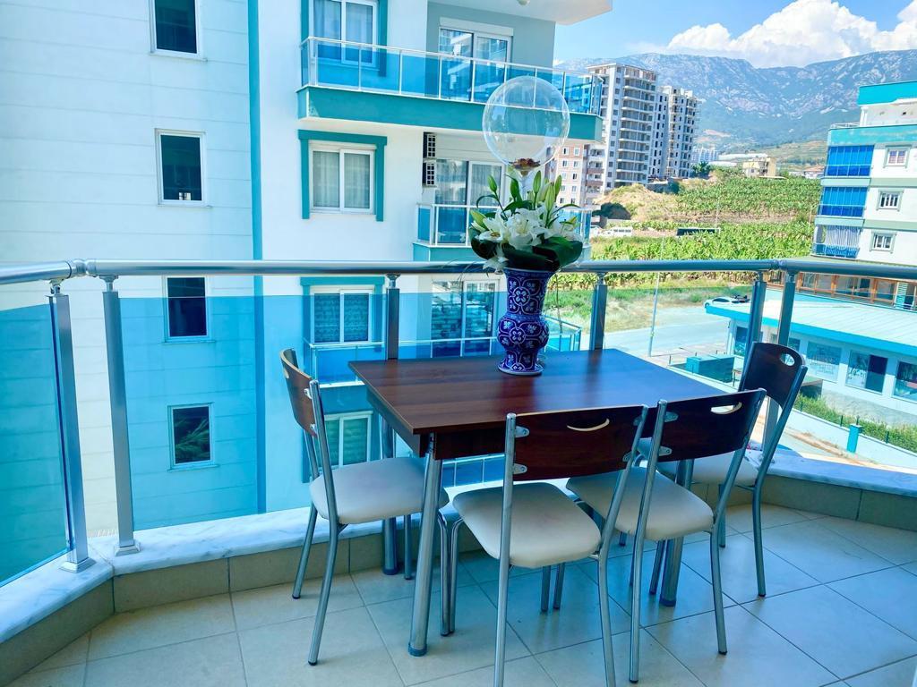 Apartment 70qm in Alanya, Bergblick, 1 Schlafzimmer, 1 Bad, Pool, 600 Meter zum Meer