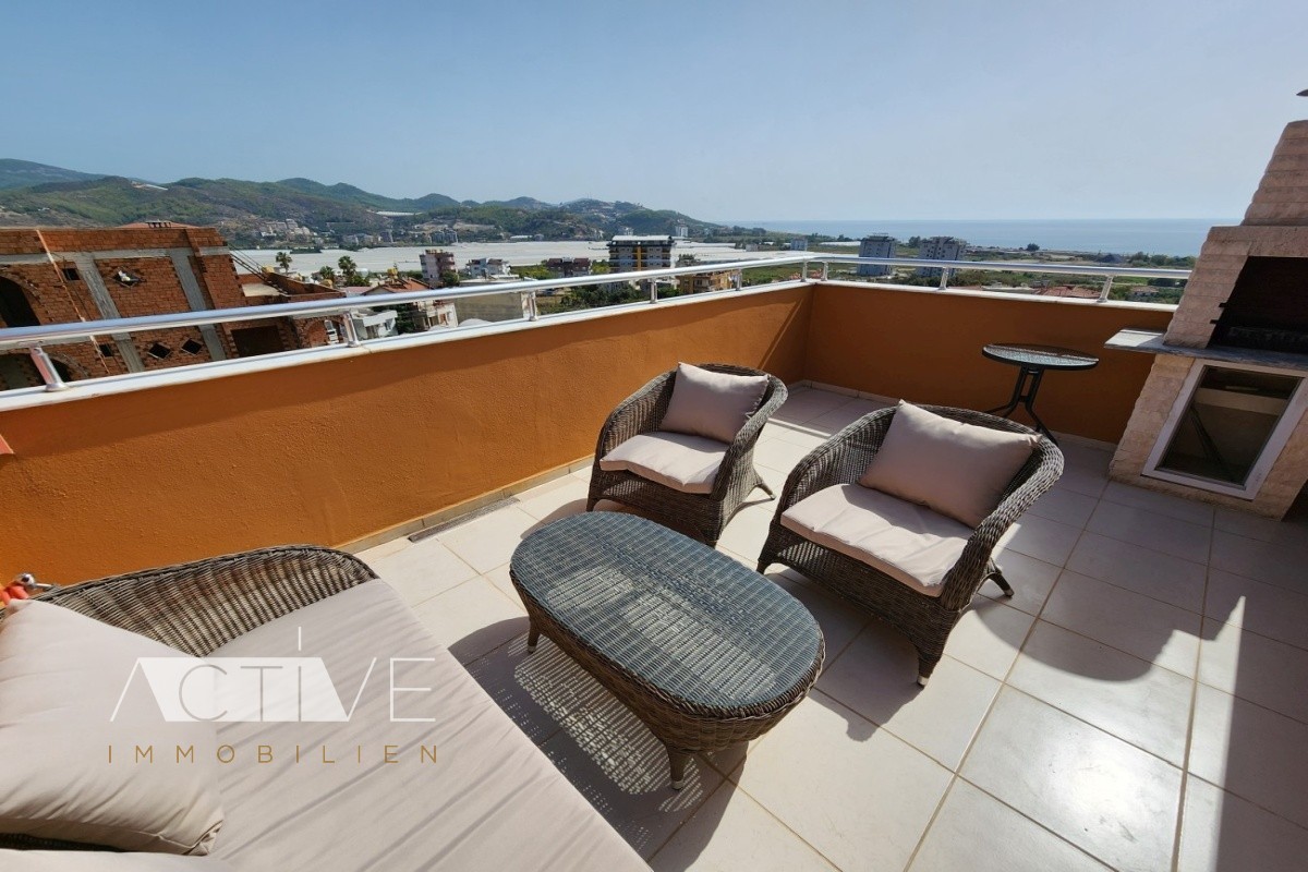 Penthaus 150qm in Alanya mit Meerblick, 4 Schlafzimmer, 3 Bäder, Pool, 2 Etagen, Sonnenterrasse