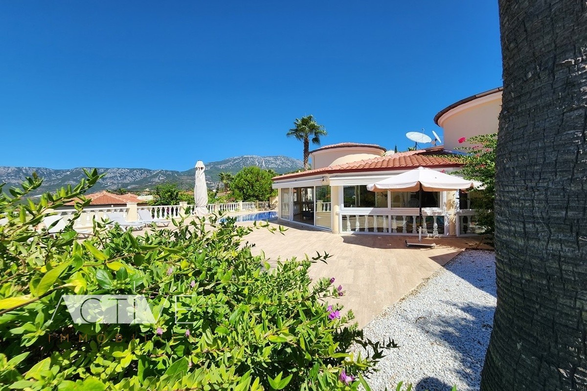 Villa 150qm in Alanya mit Meerblick, privater Pool, 3 Schlafzimmer, 3 Bäder