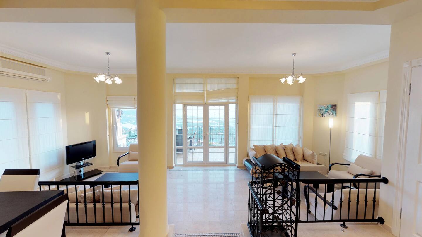 Villa in Alanya-Gold City, Meerblick, 3 Schlafzimmer, 2 Bäder, 2 Etagen