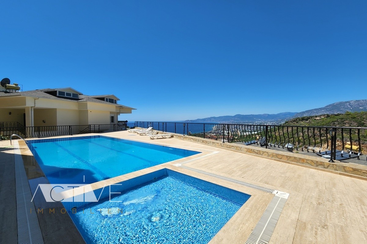 Penthaus 180qm mit Meerblick in Alanya, 3 Schlafzimmer, 2 Bäder, 2 Etagen, Pool