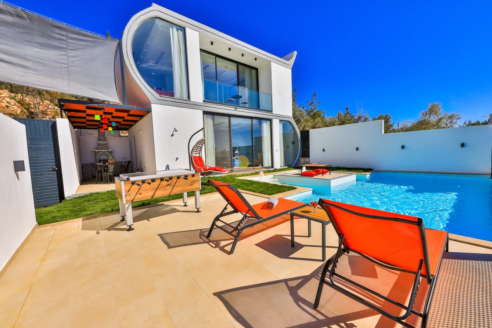 Villa in Kalkan mit Meerblick, privater Pool, 1 Schlafzimmer, 1 Bad, Whirlpool, 2 Etagen, ideal für 2 Personen