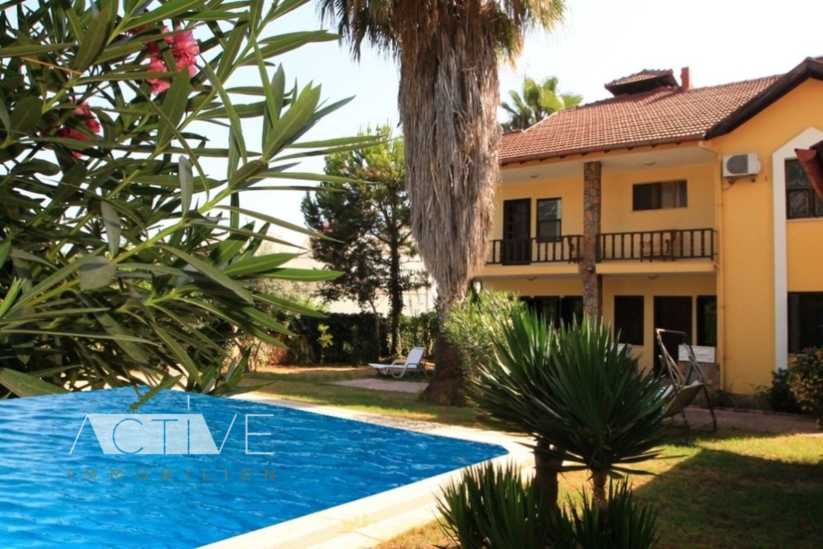 Gepflegte Villa 180qm in Alanya, 4 Schlafzimmer, 2 Bäder, 2 Etagen, Pool, Blick auf das Taurusgebirge