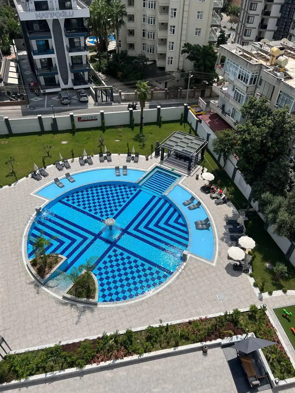 Wohnung 87qm in Alanya, 2 Schlafzimmer, 1 Bad, Pool, 600 Meter zum Kleopatra-Strand