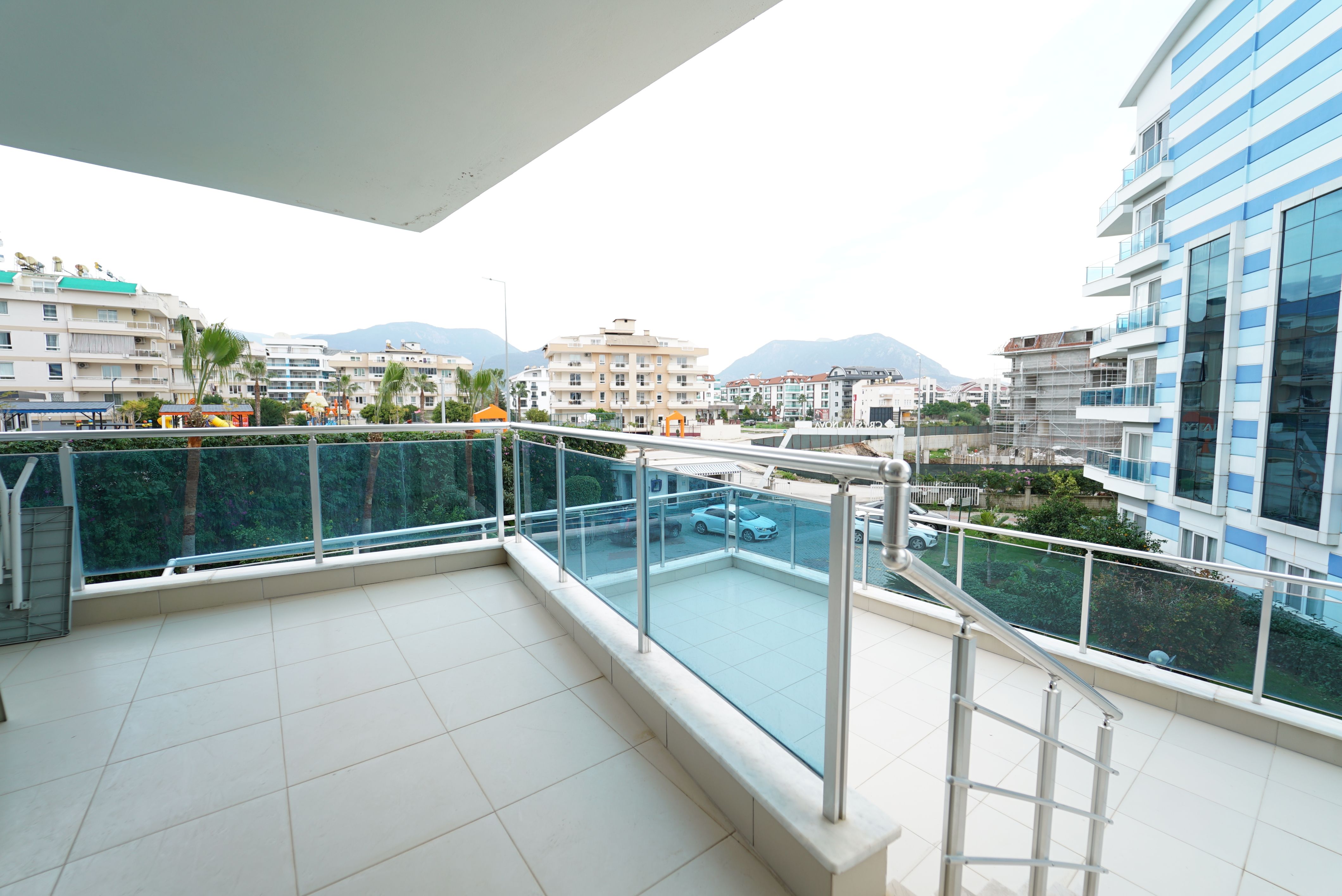 Apartment 70qm in Alanya mit grosser Terrasse, 1 Schlafzimmer, 1 Bad, 900 Meter zum Strand