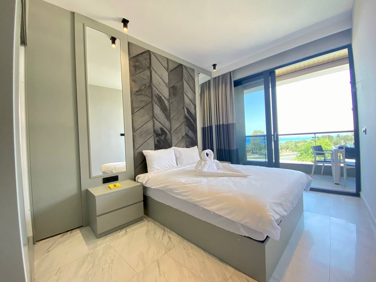 Apartment N°223 in Alanya mit Meerblick, 1 Schlafzimmer, 1 Bad, direkt am Strand